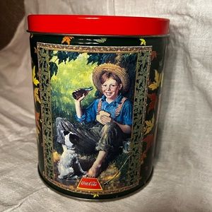 Vintage and Collectible: Coca-Cola Puzzle in a Tin.